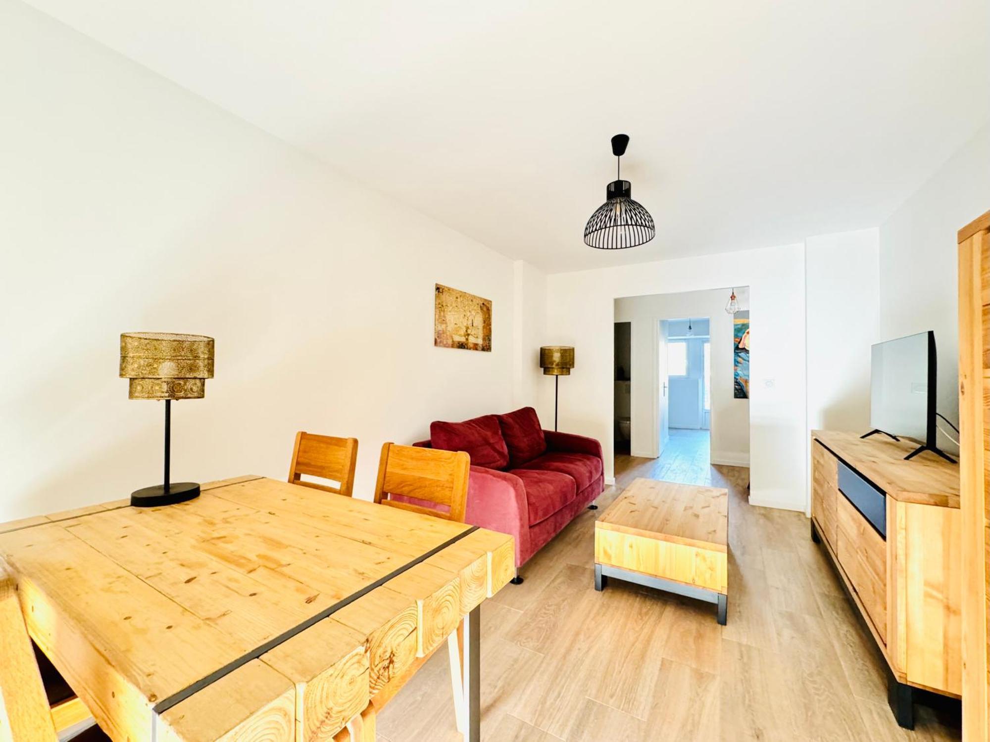 Le Saint-jean - Cozy Terrasses Appartement *